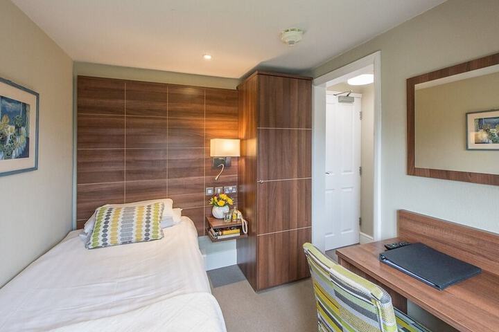 Room 4 of 47