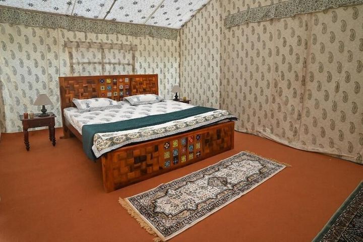 Room 5 of 21