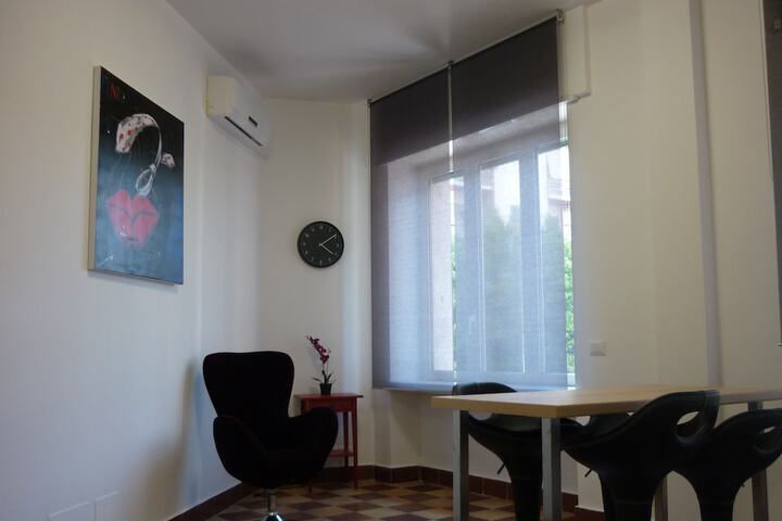 Room 26 of 48