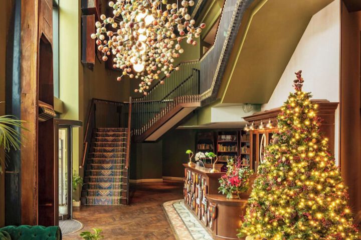 Hotel Interior 7 of 147
