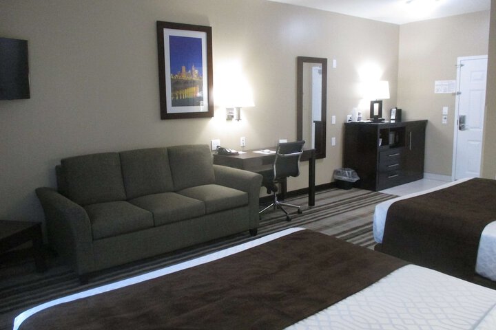 Room 11 of 40