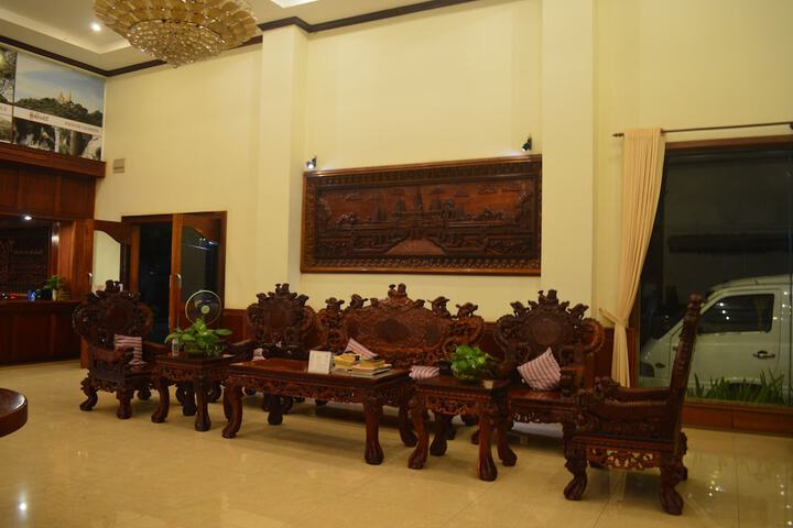 Business Center 43 of 61