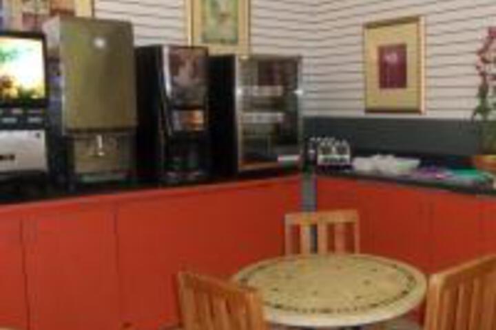 Image of CLAREMONT KISSIMMEE HOTEL