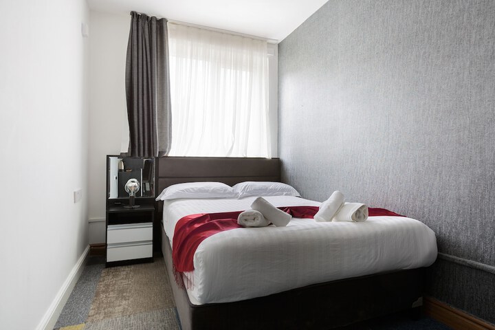 Room 29 of 113