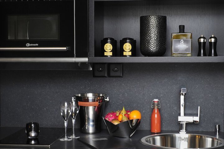 Private kitchenette