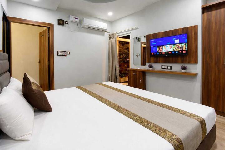 Room 47 of 89