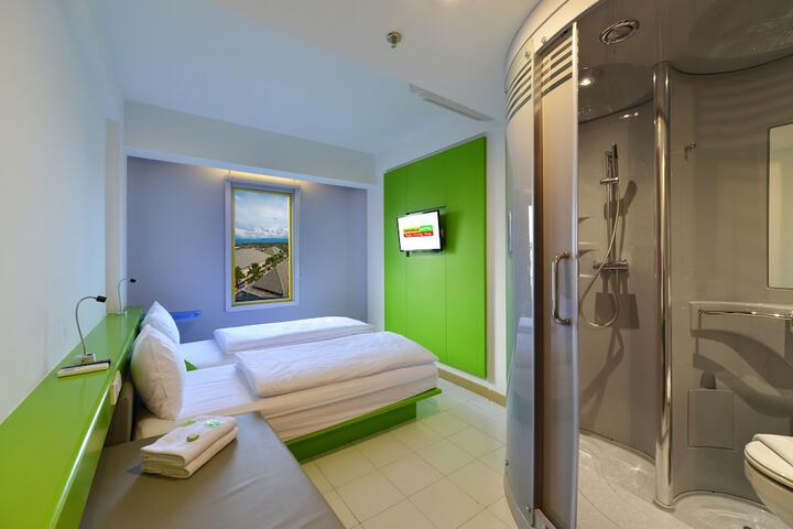 Room 7 of 55