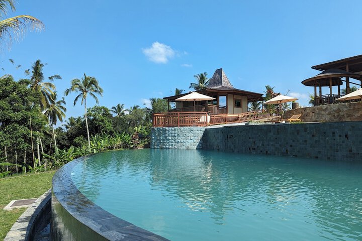 Pool 70 of 134