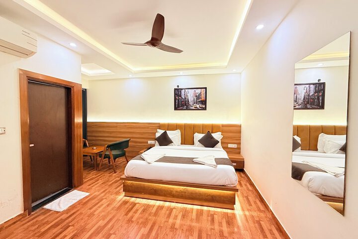 Room 20 of 40