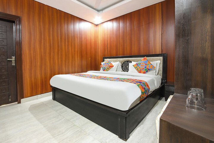Room 19 of 31