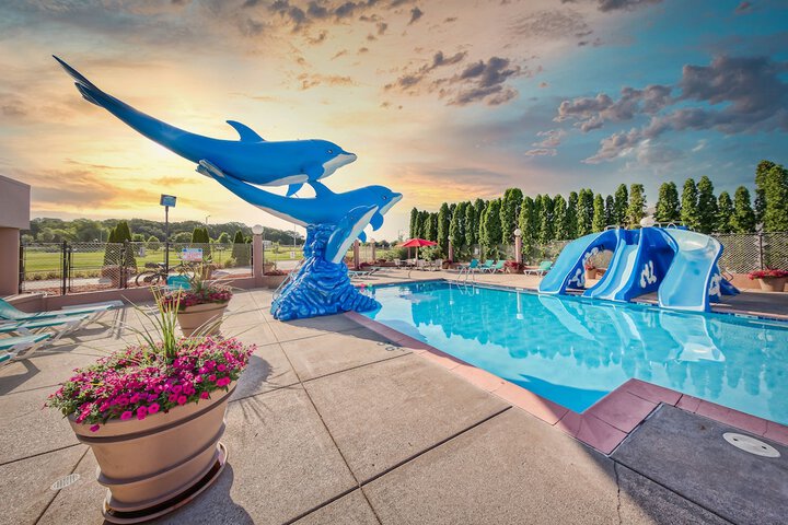 Pool 105 of 222