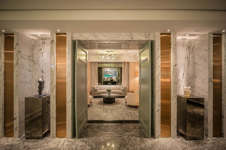 Hotel Interior 10 of 91