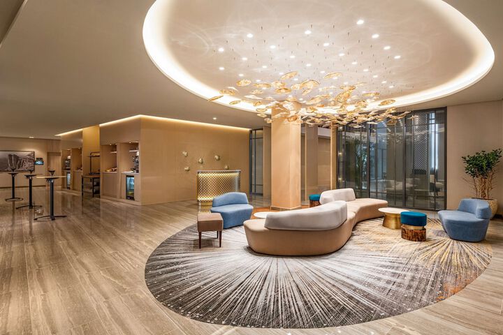 Ballroom/Hall 213 of 260