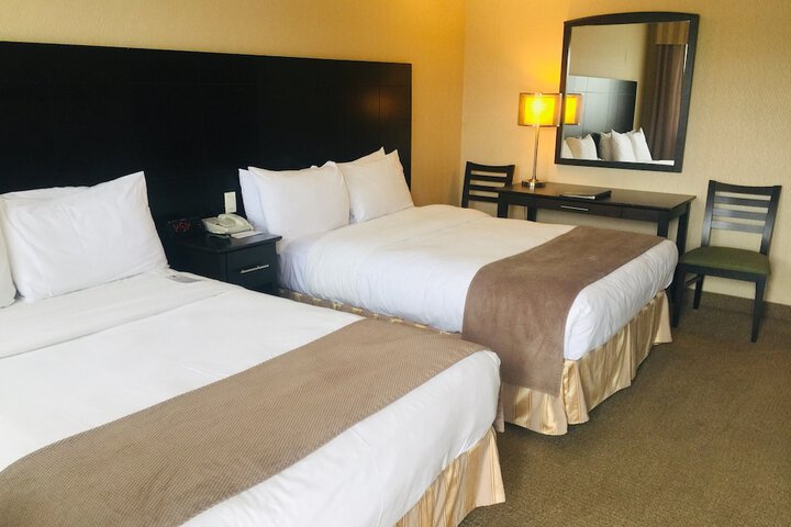 Room 6 of 30