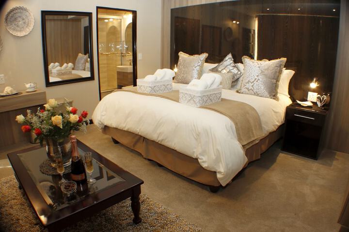 Room 10 of 55