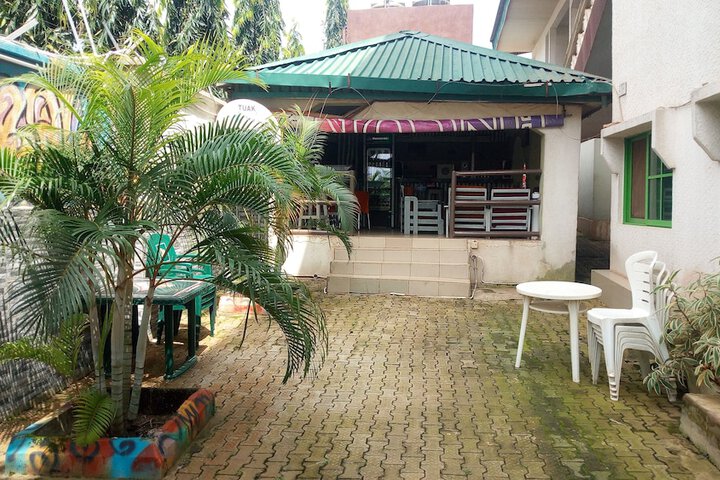Hotel Exterior 18 of 20