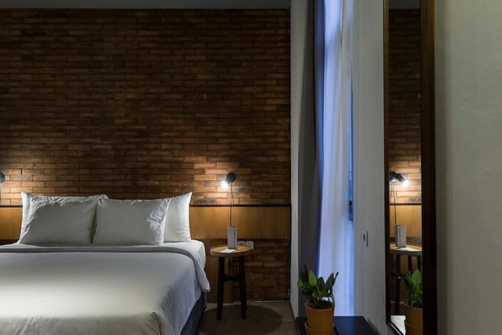 Room 21 of 52