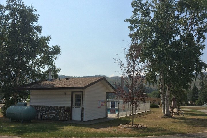 Property Grounds 44 of 55