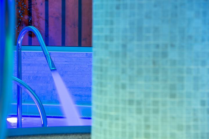 Pool 30 of 91