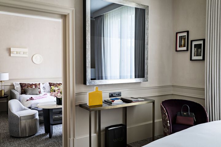 Room 49 of 139