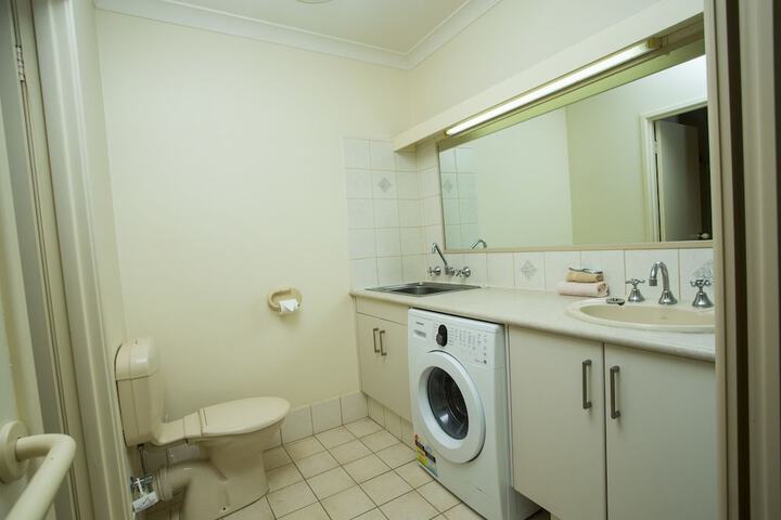 Room 18 of 25