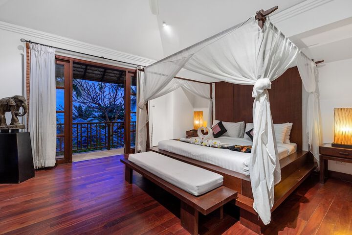Room 14 of 28