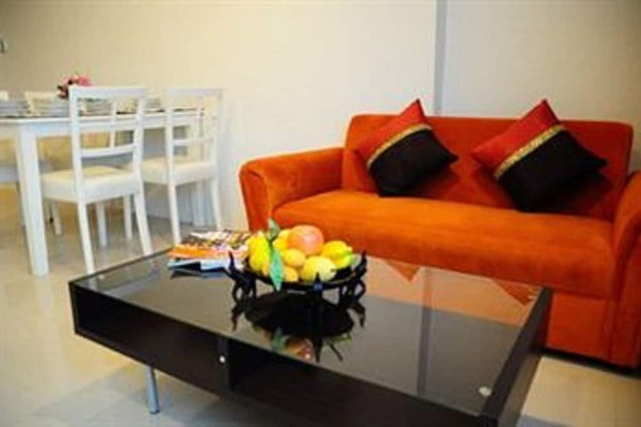 Room 16 of 28