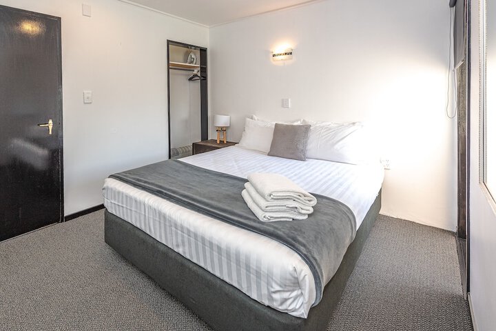 Room 7 of 44
