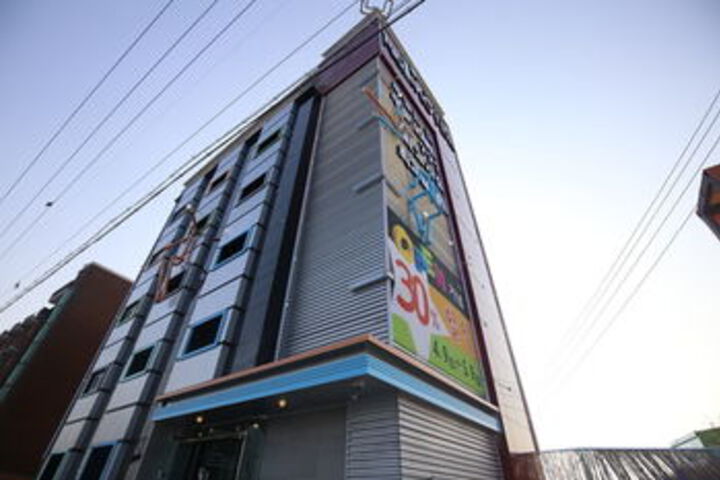 No1 Hotel