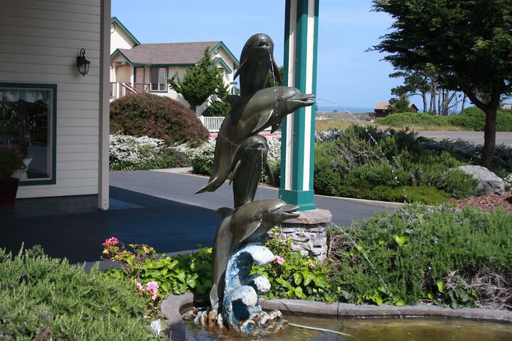 Hotel Exterior 44 of 48