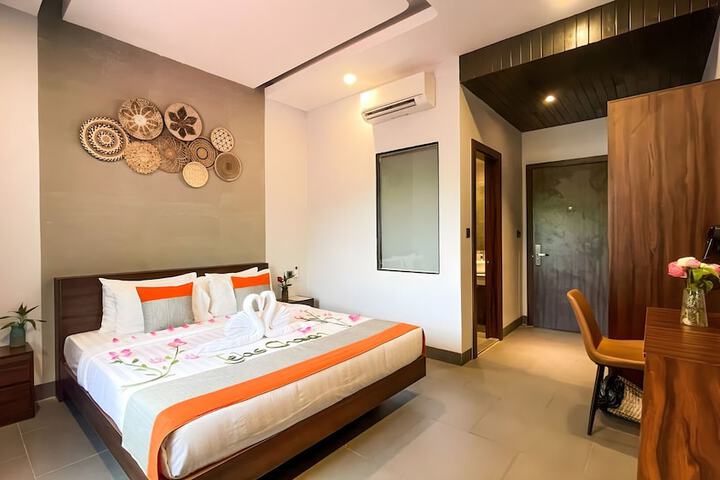 Room 28 of 56