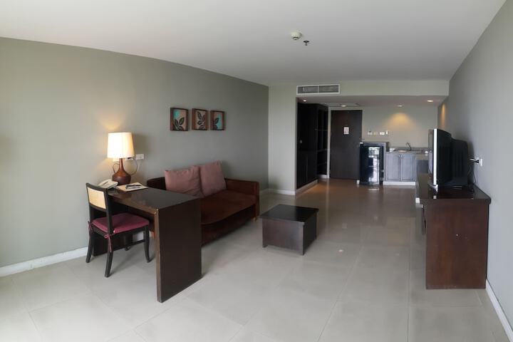 Room 25 of 44