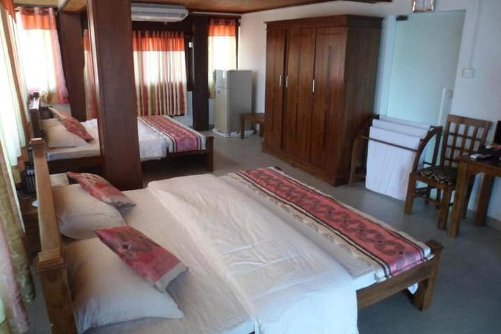 Hotel Interior 128 of 175