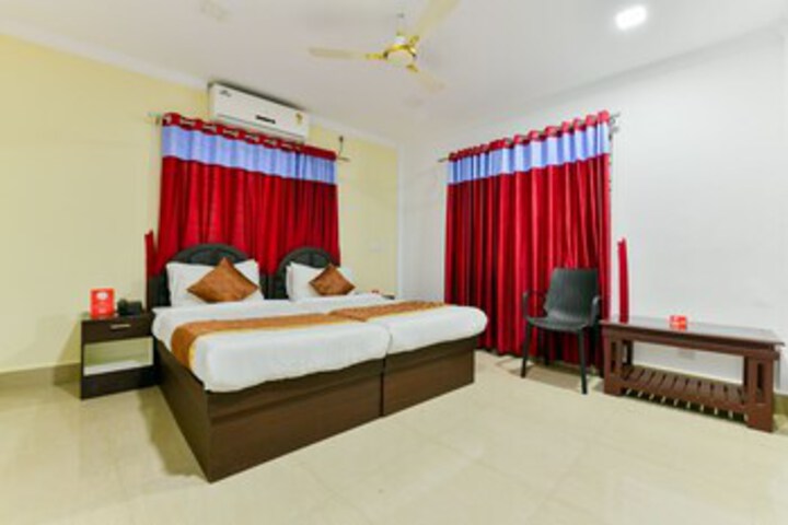 Room 16 of 33