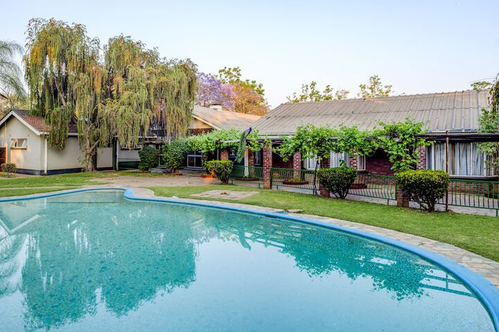 Pool 22 of 34