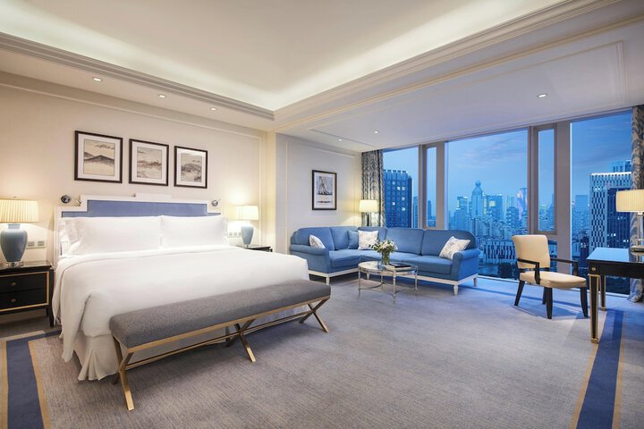 Room 18 of 79