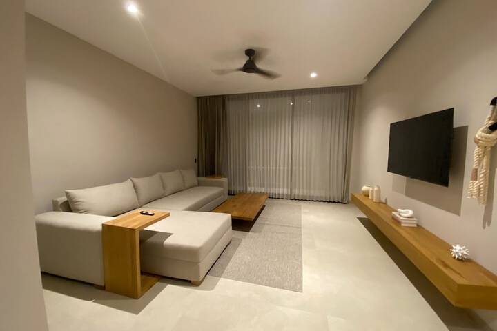 Room 11 of 64