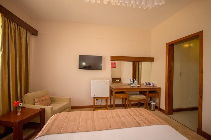 Room 11 of 46