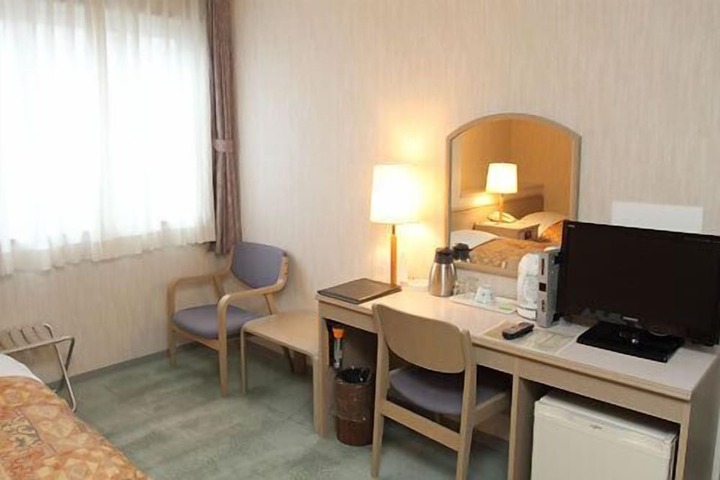 Room 9 of 49