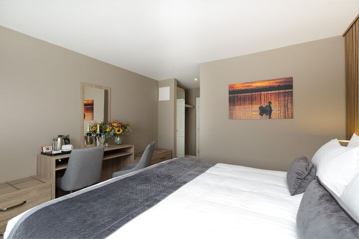 Room 8 of 24