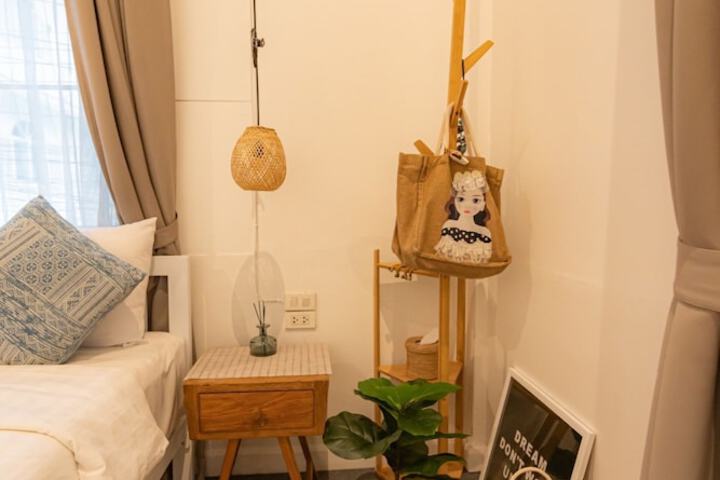 Room 43 of 93