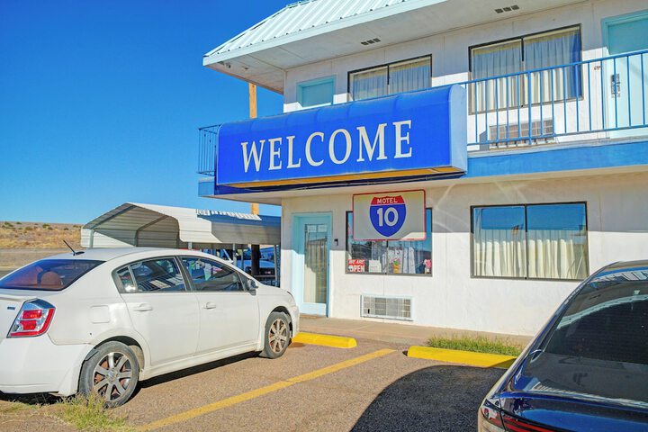 Motel 10 in Lordsburg, NM