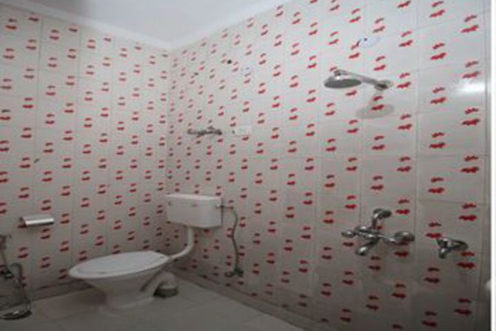 Room 2 of 21