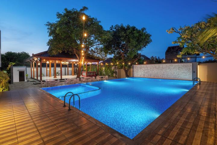 Pool Photo