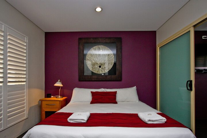 Room 8 of 22