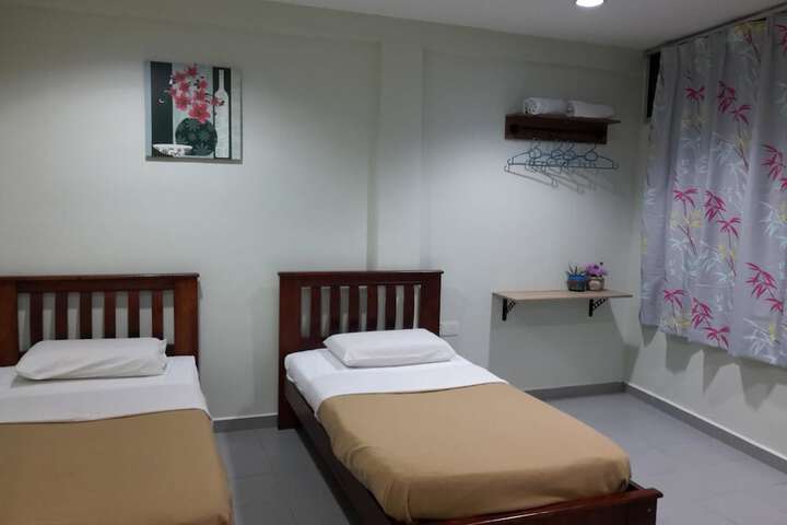 Room 16 of 97