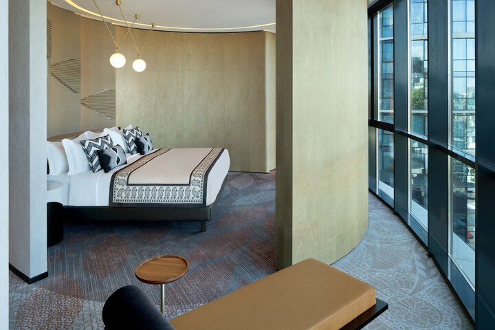 Room 27 of 129