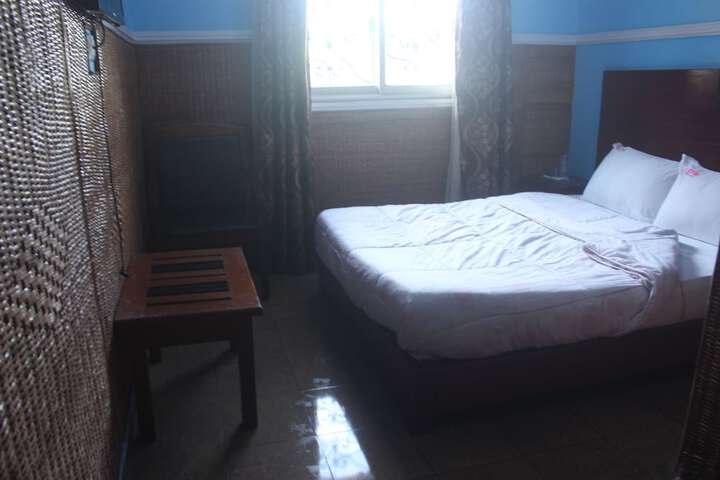 Room 21 of 51
