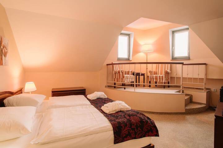 Room 15 of 60