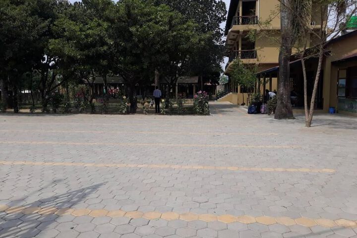 Property Grounds 19 of 24